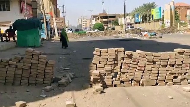 Судан протестует против власти военных