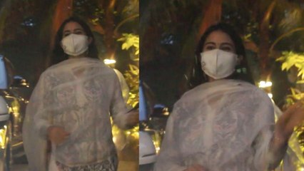 Bollywood Actress Sara Ali Khan ने सफेद सूट पहन ढाया कहर, यहां हुईं Spott | FilmiBeat