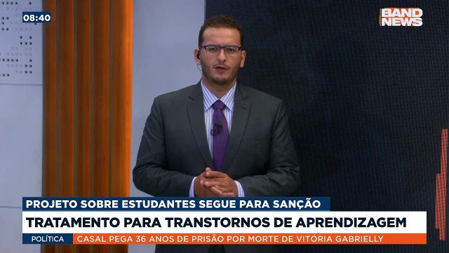 O Senado aprovou um projeto de lei que obriga o poder público a oferecer um programa de diagnóstico e tratamento precoce a alunos diagnosticados com dislexia, ou qualquer outro transtorno de aprendizagem.Saiba mais em youtube.com.br/bandjornalismo