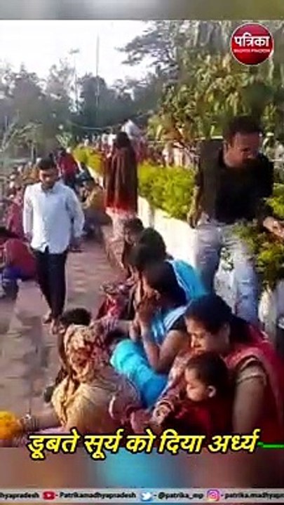 -छठ पूजा में दिखा महिलाओं का उत्साह