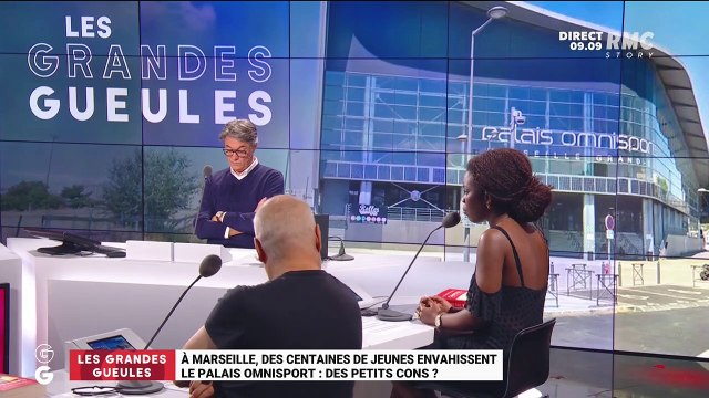 Des centaines de jeunes envahissent le palais omnisport de Marseille : des petits cons ? - 08/11