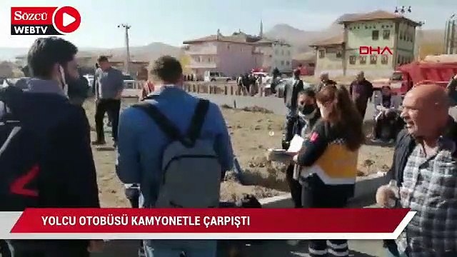 Yolcu otobüsü kamyonetle çarpıştı: çok sayıda yaralı var