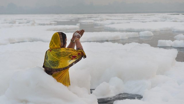 Chhath: Will women offer arghya in polluted water of Yamuna?