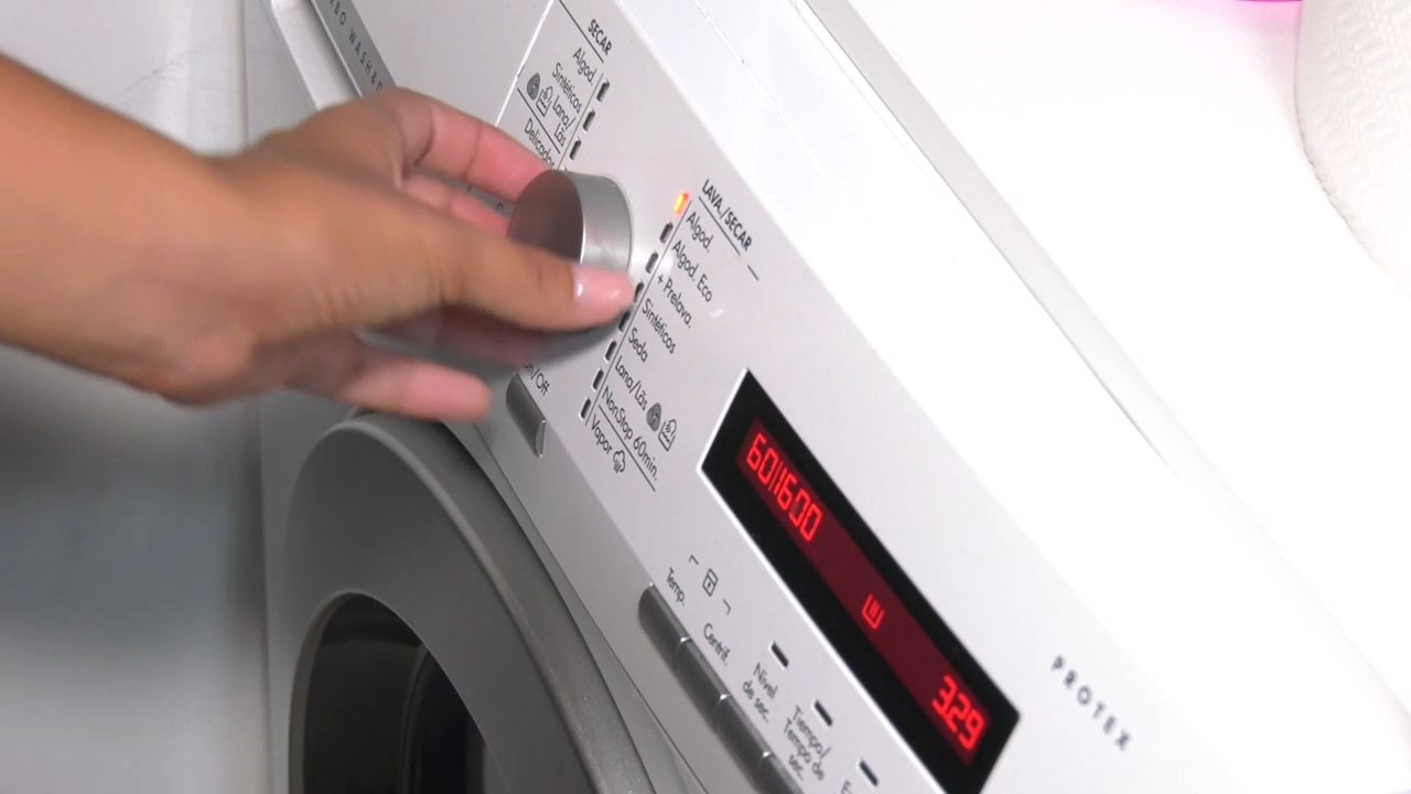 El precio de la luz se dispara este lunes un 28 % hasta 167,67 euros/MWh