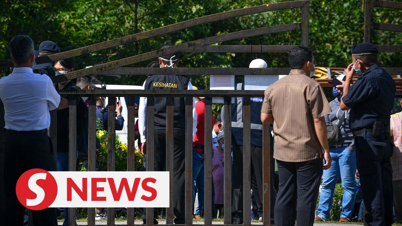 Melaka police receive two reports on candidates bringing supporters to nomination centres