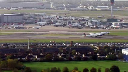 First US-bound flights take off from UK as travel ban lifts