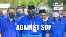 BN candidate brings supporters, Najib to nomination centre
