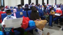 Mensos Risma Berikan Bantuan Bagi Anak Yatim Piatu Korban Covid-19