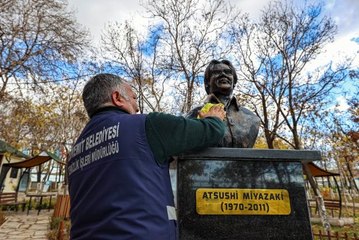 Japonya'dan Vanlı depremzedelerin yardımına koşan Miyazaki'nin adı birçok yerde yaşatılıyor