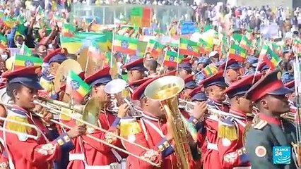 Ethiopians vow to repel rebels at pro-military rally