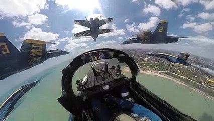 U.S. Navy – Blue Angels – Chicago America Strong Flyover