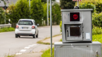 Ab Dienstag: Höhere Bußgelder für Raser und Falschparker