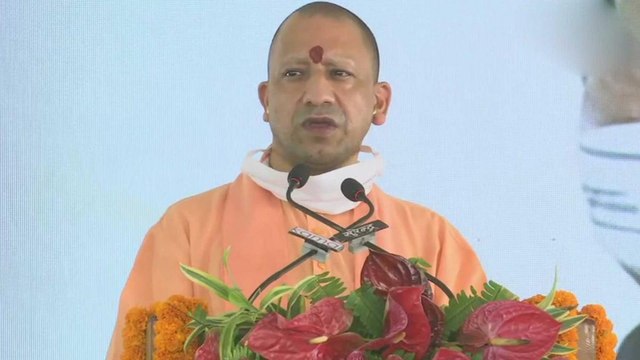 Yogi visits Kairana, meet families returned after migration