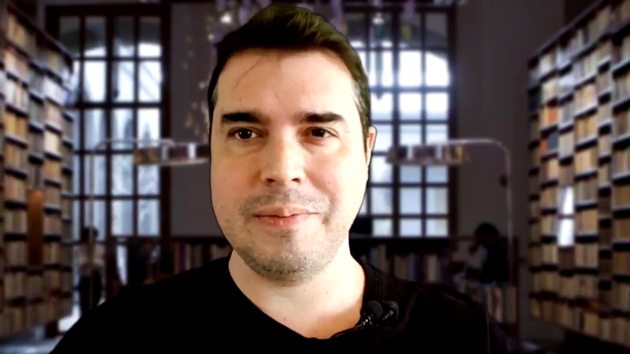 White Cat Dream Meaning & Interpretation Symbol