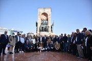 Memleket Partisi Genel Başkanı İnce, Beyoğlu'nda esnafı ziyaret etti