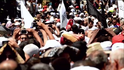 ...اثنتين وخمسين لتبدأ رحلتها من دون توقف ح...