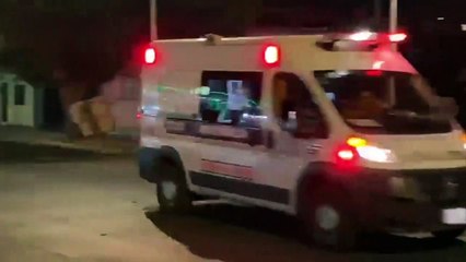 Un BMW se impactó contra un muro de contención en la colonia La Expenal; el conductor huyó del lugar