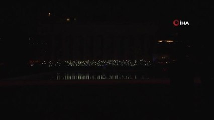 Azerbaycan'da Zafer Günü havai fişek gösterileri ile kutlandı