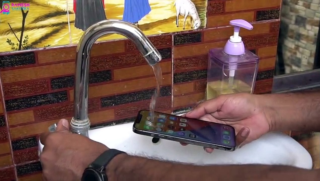 Apple iPhone 12 Pro Max Water Test