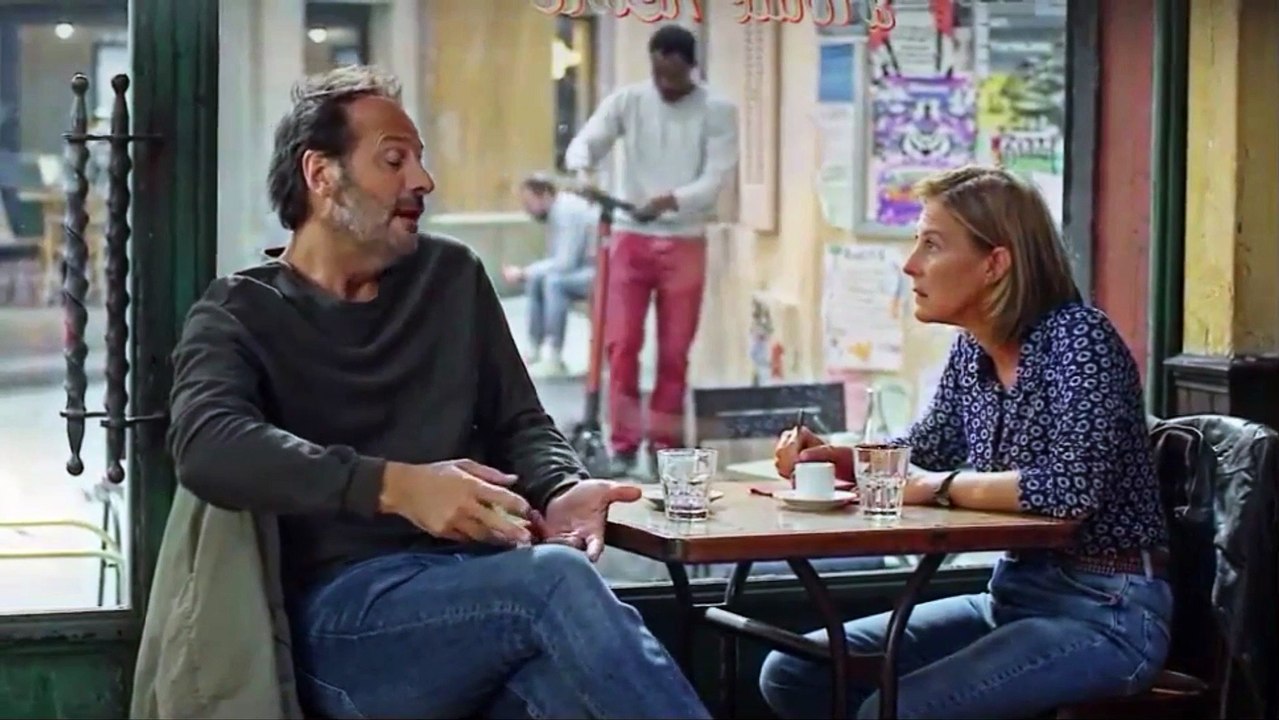 Plus belle la vie : [Spoilers] - Laëtitia est jalouse de Delphine...