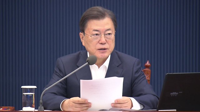 문 대통령 요소수 물량 확보 총력...지나친 불안감 갖지 말길 / YTN