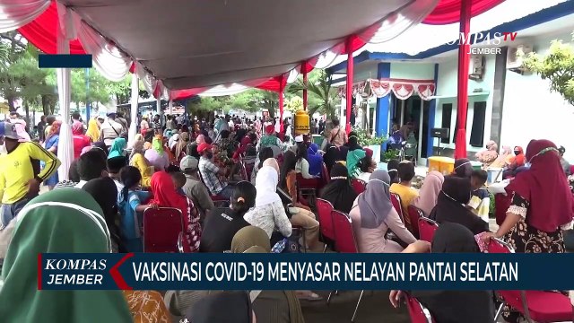 Vaksinasi Covid-19 Menyasar Nelayan di Pantai Selatan Jember