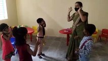 कर्नाटक : शिक्षा मंत्री ने की अपली, बच्चों को स्कूल भेजें