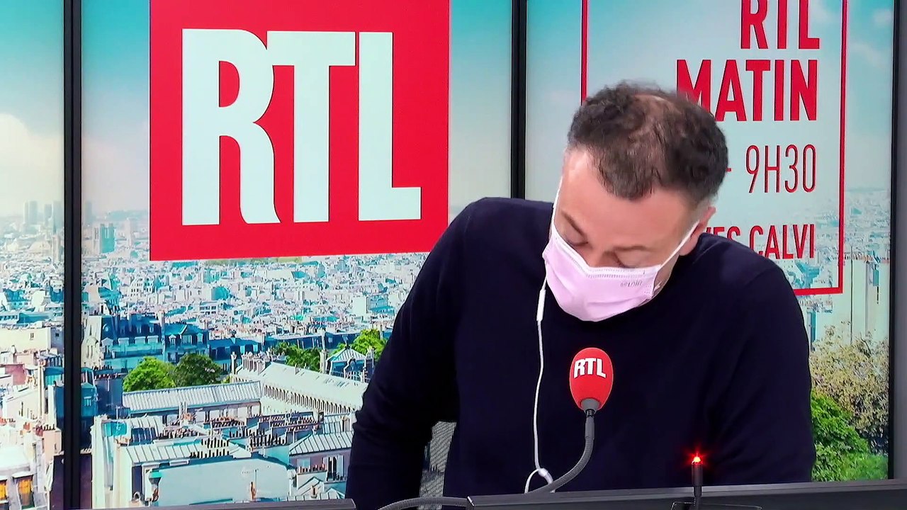 Julien Clerc interprète "La bicyclette", le classique d'Yves Montand