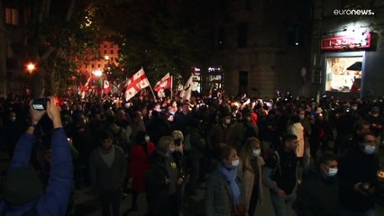 Zehntausende fordern Saakaschwilis Freilassung