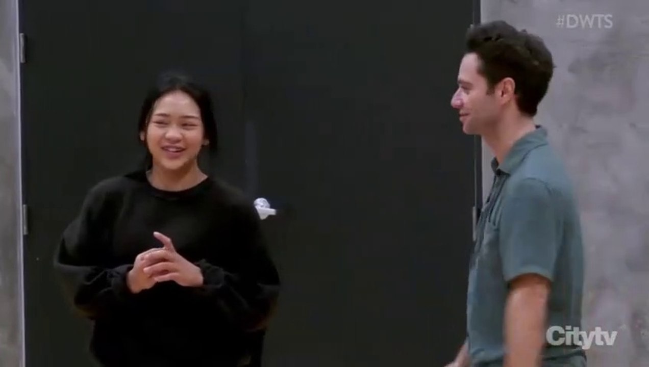 Dancing with the stars S30E09 part 2