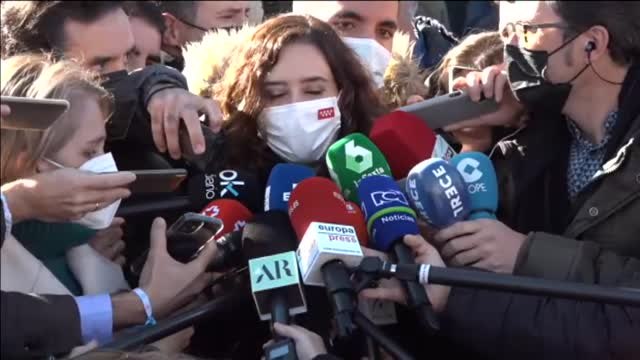 Díaz Ayuso: El alcalde y yo estamos trabajando y dando estabilidad