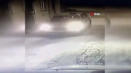 Taksi çağırıp, sürücüsünün cüzdanını çaldılar