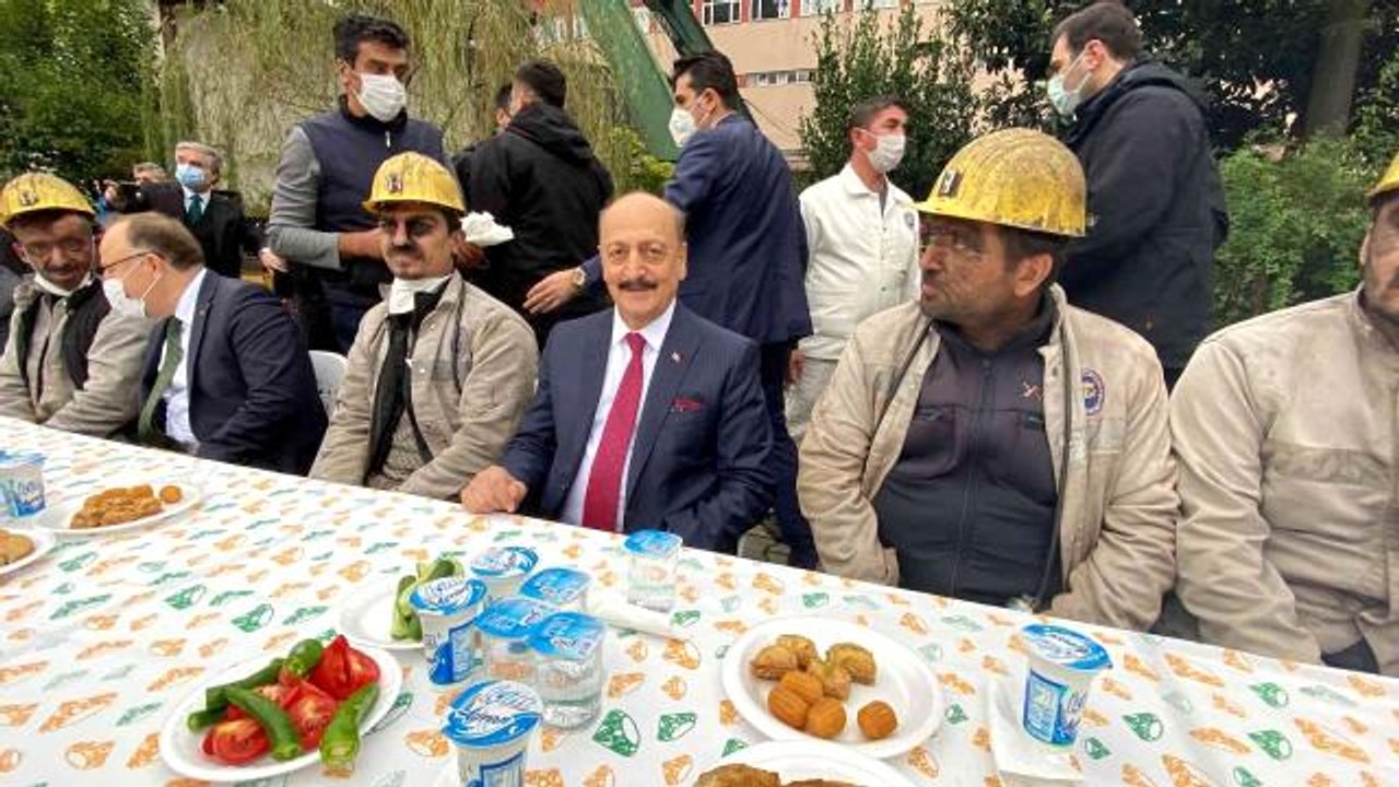Son dakika haber: Maden işçilerinden Çalışma Bakanı Bilgin'e sevgi seli