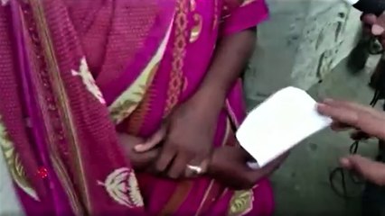 BJP leader caught giving Rs 5k to liquor mishap victim's kin