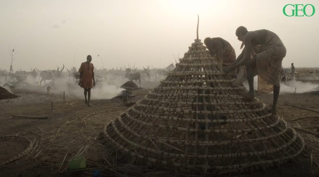Soudan du Sud : à la rencontre des Mundari, pasteurs du Nil