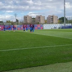 تدريبات برشلونة بقيادة تشافى