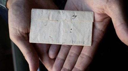 Une équipe de chercheurs internationale développe une technique de dépliage virtuel pour lire des lettres