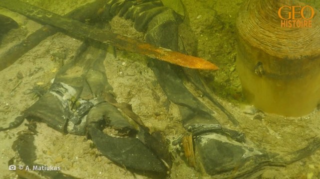 Les os d'un soldat mort au XVIe siècle découverts dans un lac en Lituanie