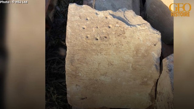 Angleterre : de mystérieuses gravures retrouvées sur le site d'une ancienne église