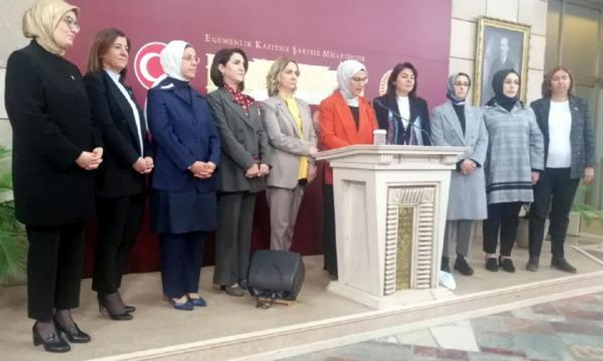 AK Parti'li kadın vekillerden, Lütfü Türkkan'a tepki