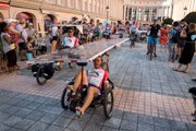 Sun trip : revivez l'étape finale de la course de vélos solaires à travers la France