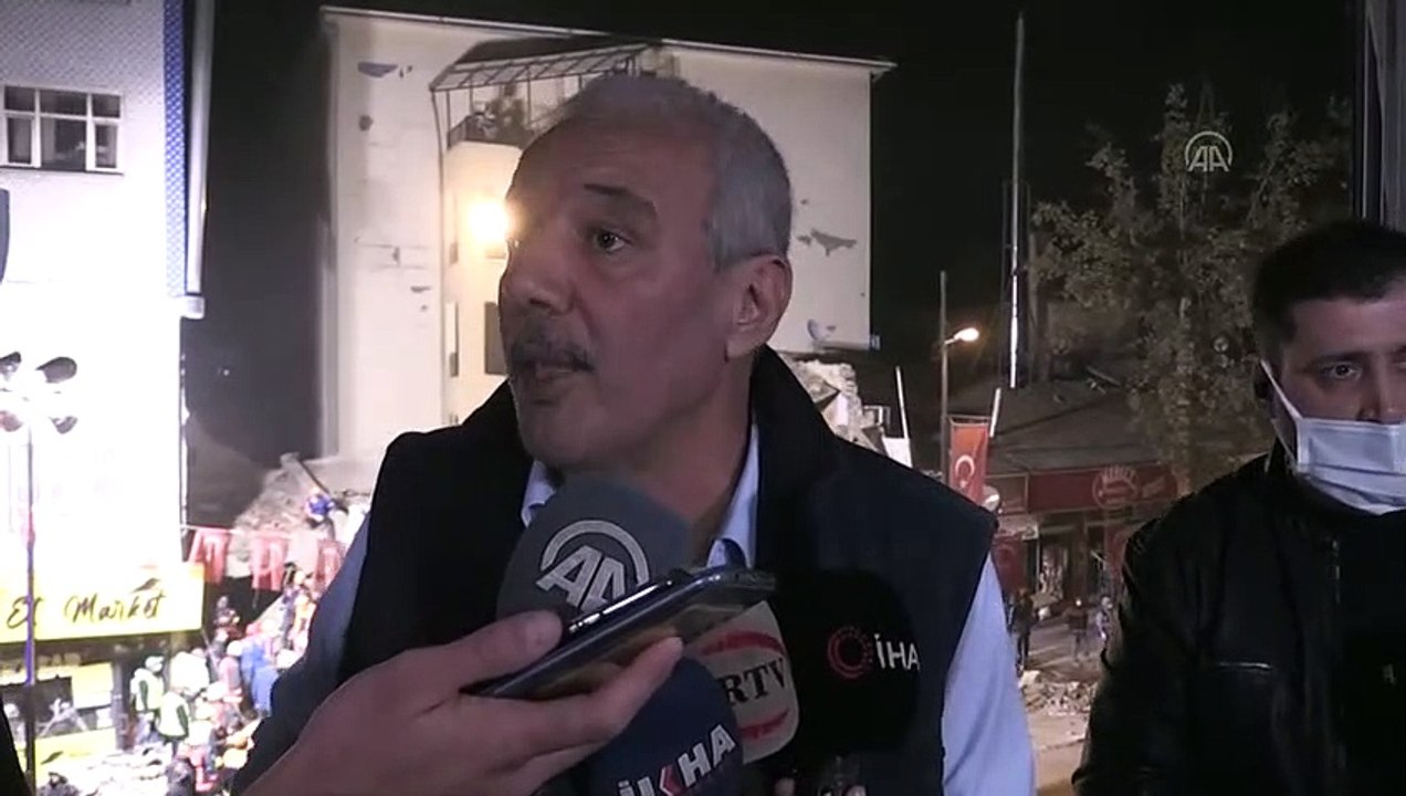Malatya'da çöken binadan kendi imkanlarıyla çıkan vatandaş yaşadıklarını anlattı