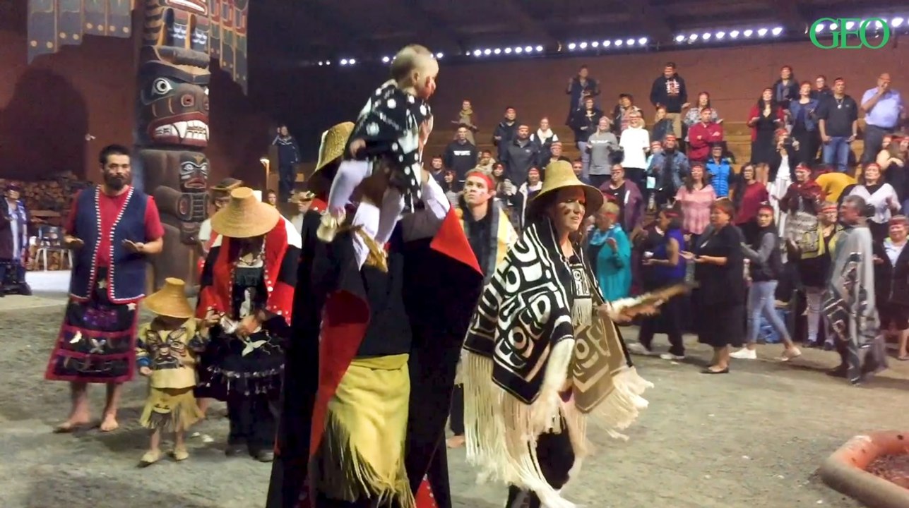 Canada : notre reporter a assisté à une cérémonie des Amérindiens kwakwaka'wakw