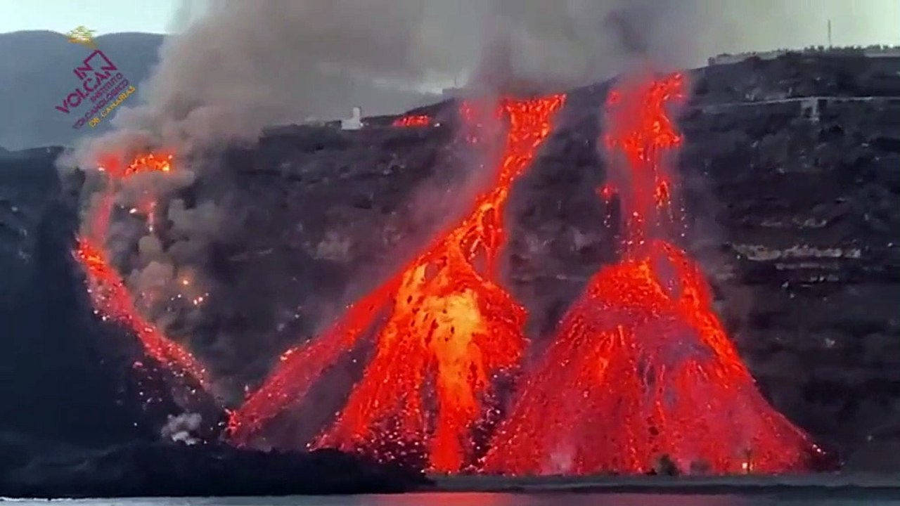 La lava cae con mayor profusión a Los Guirres y se unen frentes de coladas