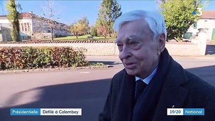 Présidentielle : la classe politique rend hommage au Général de Gaulle