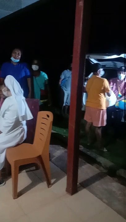 Pembagian Sembako 86 KK di Stasi St Yoseph Freindemetz, Kota Sorong, Papua Barat