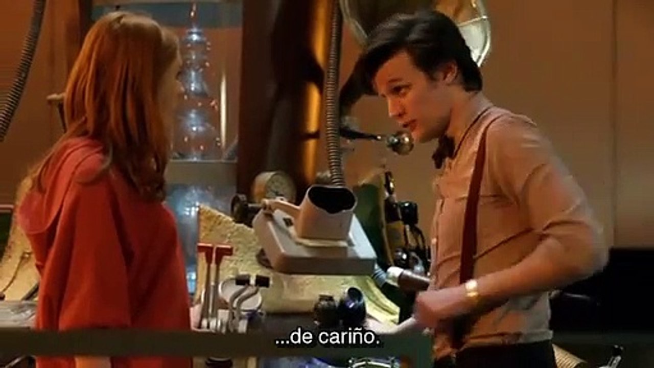 Doctor Who mini episodio "Meanwhile in The TARDIS 2" (subtítulos en español)
