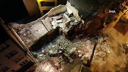 Çöken binadaki hasar gün ağarınca ortaya çıktı