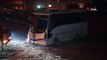 İzmir'de işçileri taşıyan iki midibüs çarpıştı: 5'i ağır 45 yaralı