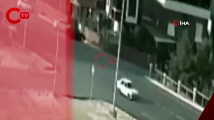 Öğrenci servisi ile halk otobüsü çarpıştı: 14 yaralı